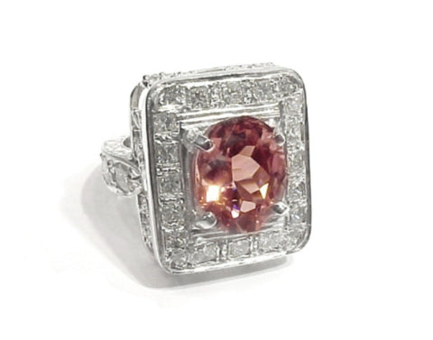 White Gold and Dimond Pink Tourmaline ring